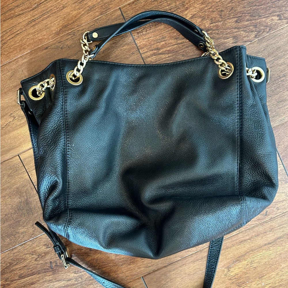 MK handbag EUC